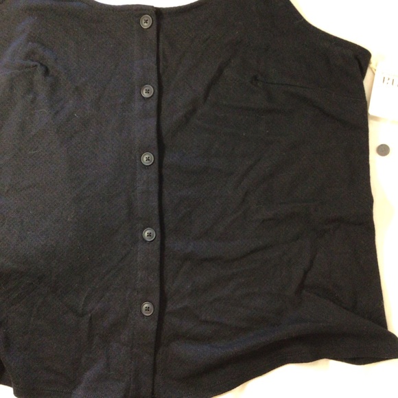 a.n.a. Black tank top - Picture 4 of 8